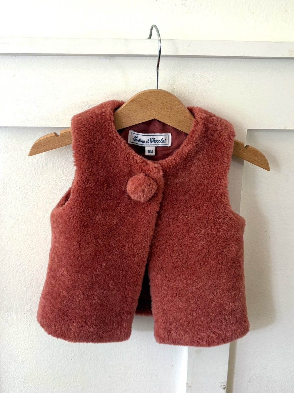 Tartine et Chocolat pink faux fur vest size 18 month